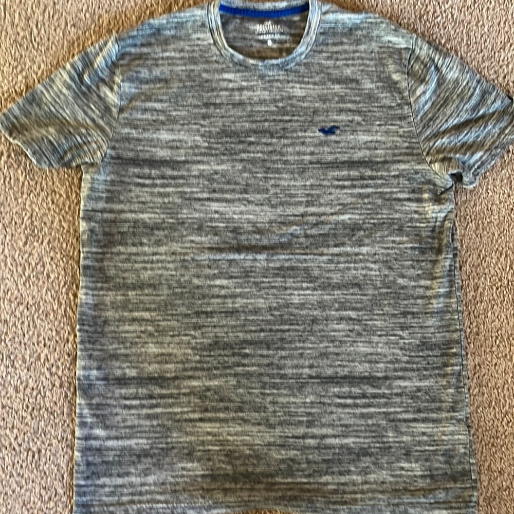 Hollister Grey T-Shirt